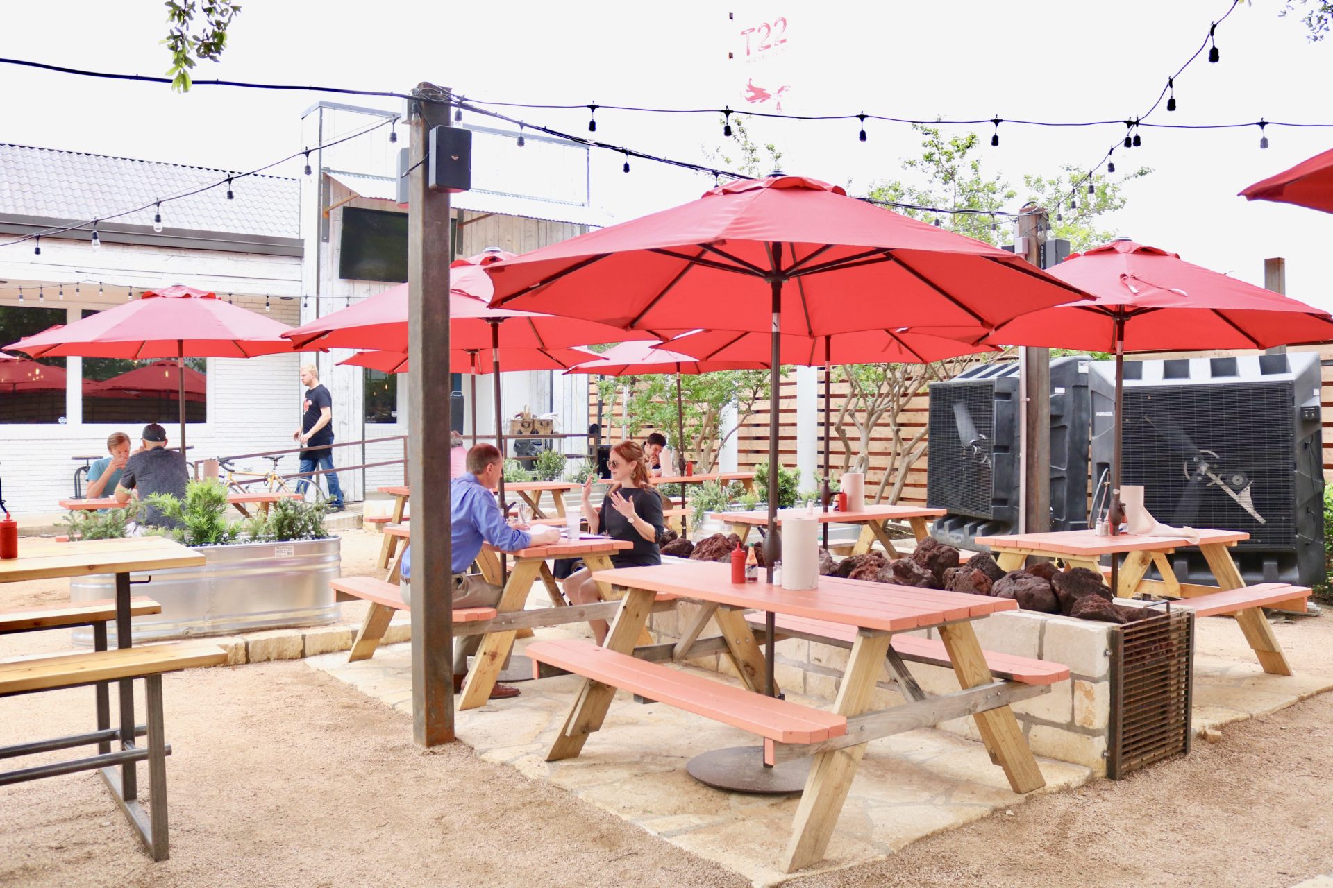 Eat Outdoors At The 20 Best Austin Patios So Much Life