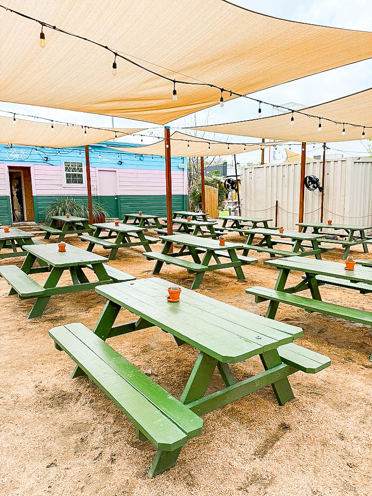 pretty wine bars in Austin- Meteor pretty wine bars in Austin