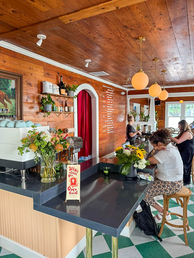pretty wine bars in Austin